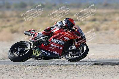 media/Nov-16-2025-Race Pace (Sun) [[8c5fa54630]]/Verified Riders/3-Turn 14 (1045am)/